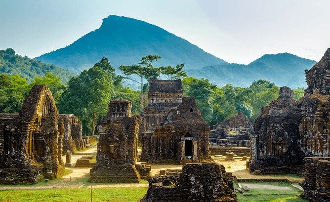 SnapStay  Co-Working Cafe & Community Hub