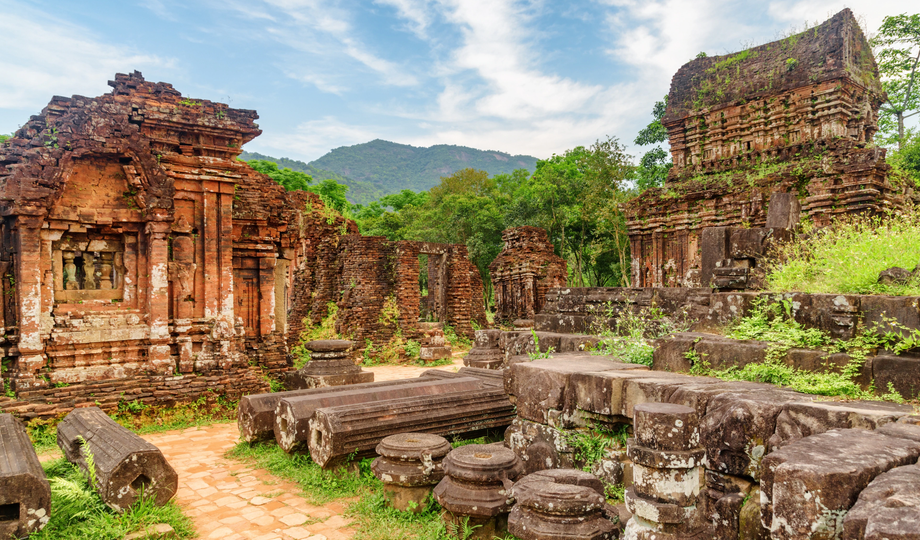 SnapStay  Co-Working Cafe & Community Hub