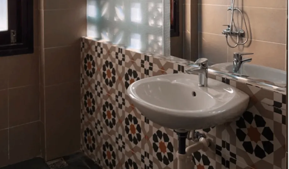 SnapStay Co-Working Cafe & Community Hub